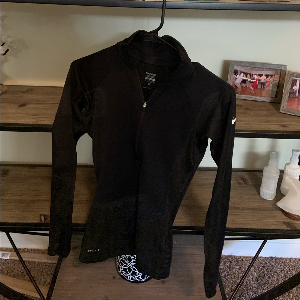 Nike Long Sleeve Quarter Zip